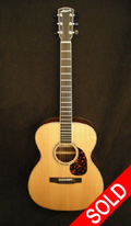 Larrivee Guitars - Larrivee OM-9