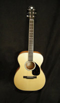 Morgan OM - Flamed Mahogany/Sitka