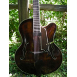 Eastman Guitars - Eastman AR810CE